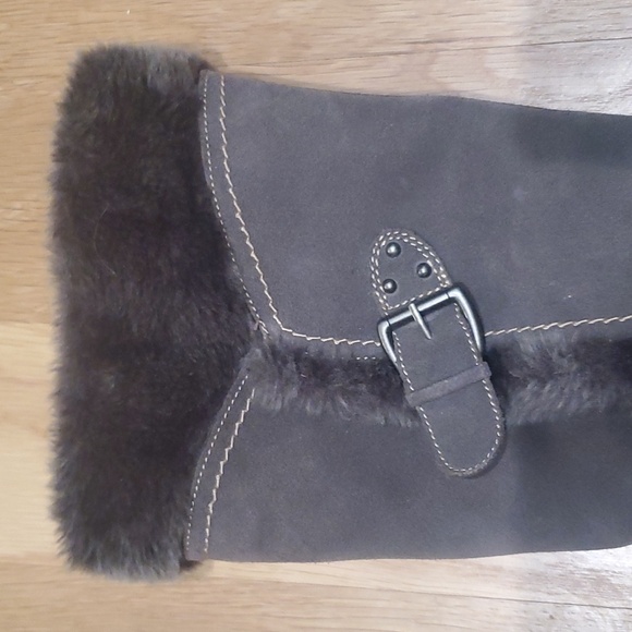 Baretraps Cathy Suede Wedge Heel Boot - Picture 3 of 7